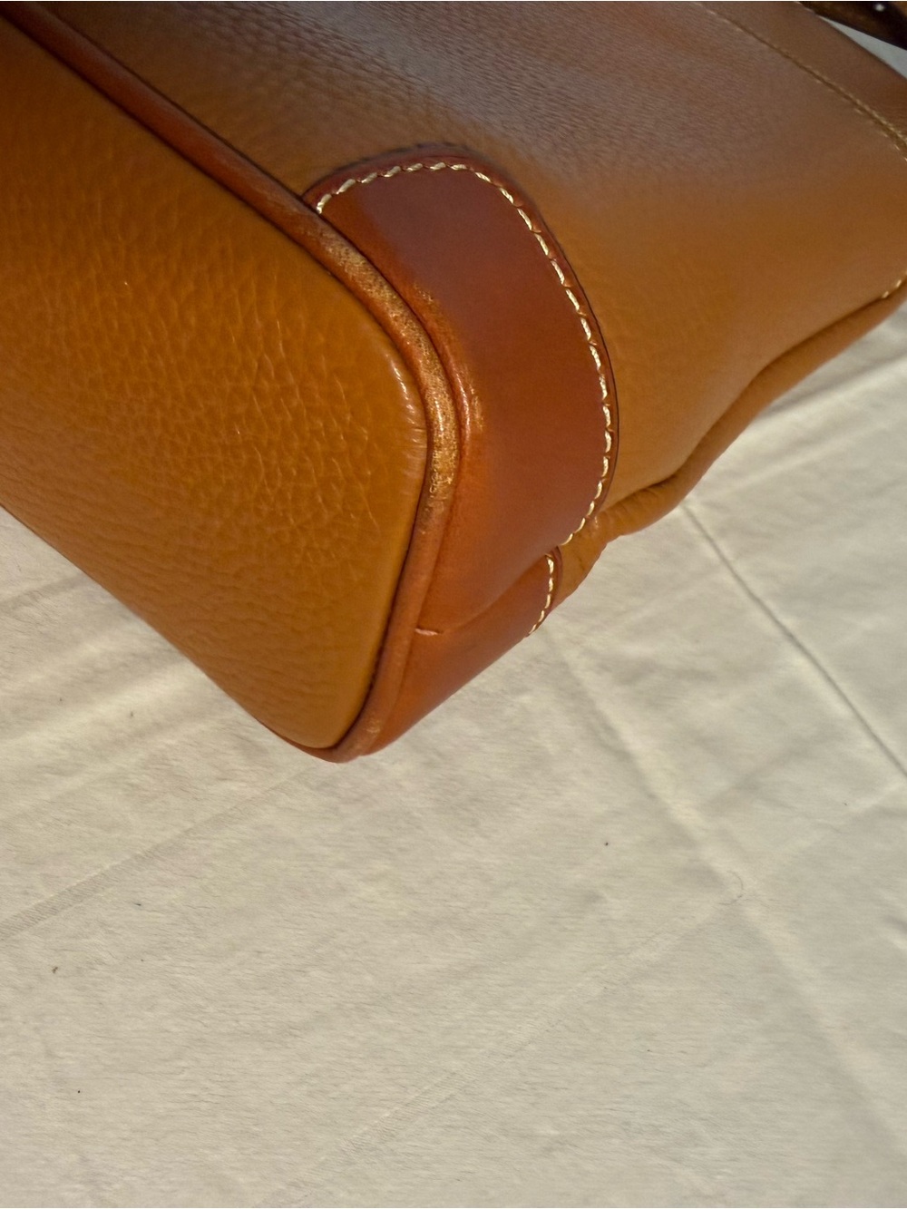 Dooney & Bourke Caramel Pebble Leather Crossbody Bag - Picture 4 of 6